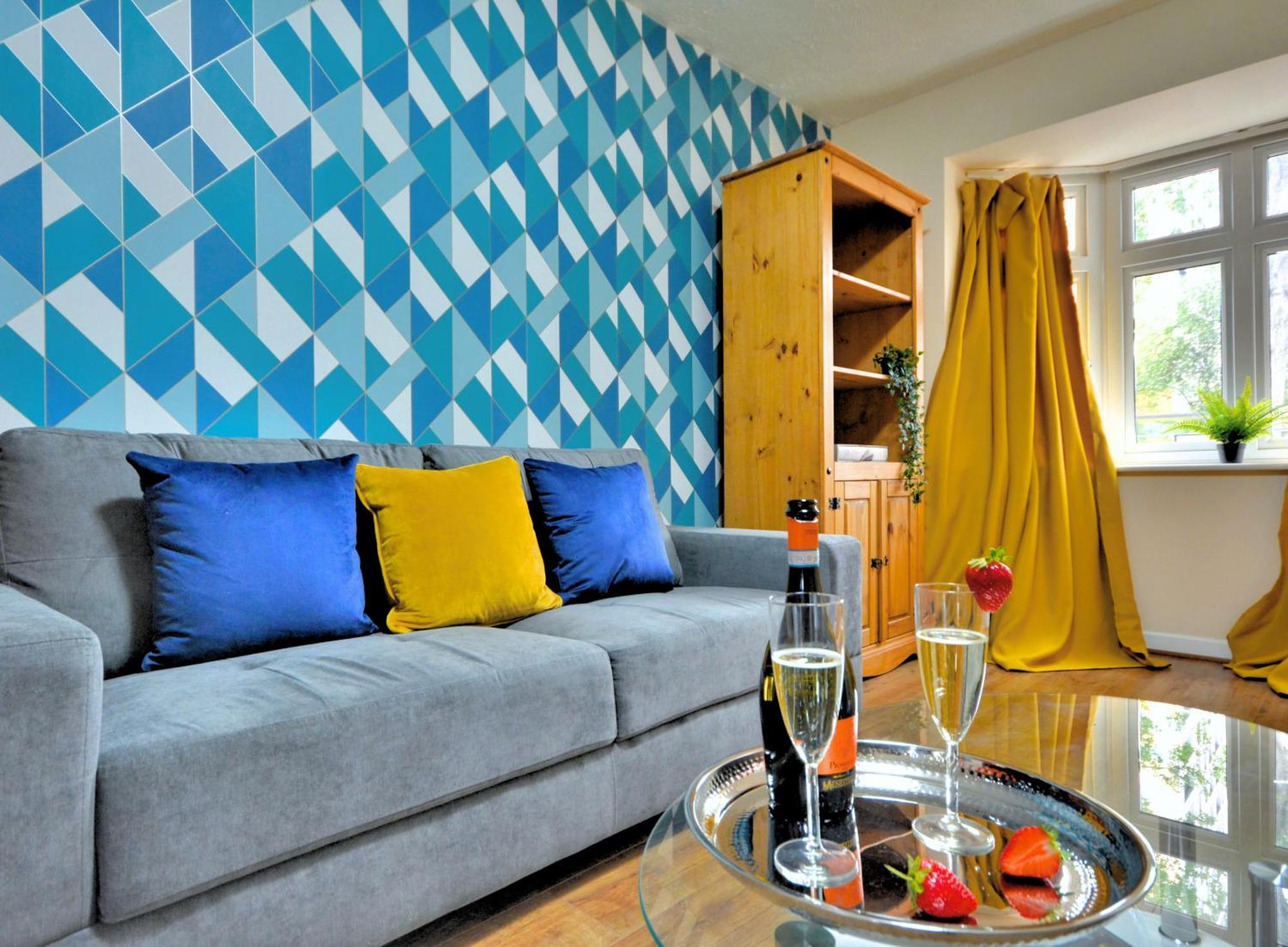 Manchester Townhouse By Bevolve - 4 Bedrooms - Free Parking Exteriör bild
